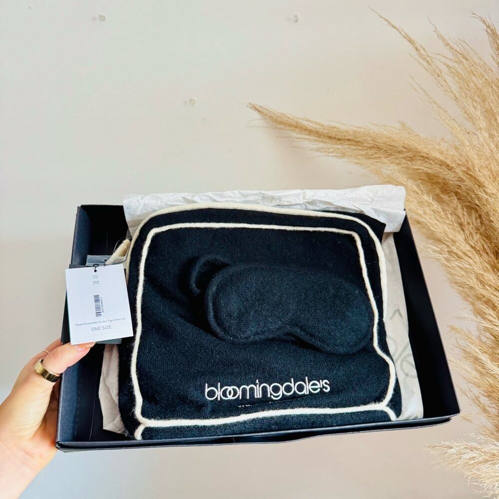NEW BLOOMINGDALES Black White Cream Cashmere $275 Eye Mask Scarf Wrap Travel Kit